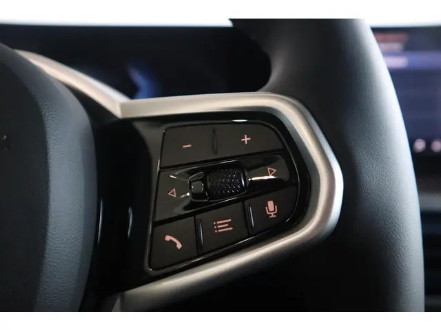 BMW i4 eDrive35 2025 Elektrisch 28