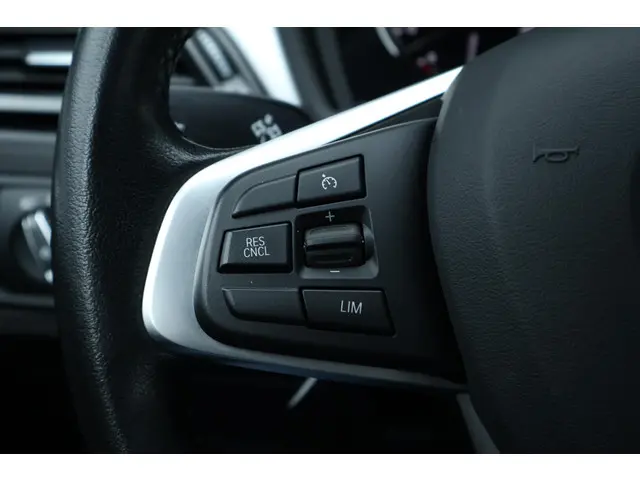 BMW X2 sDrive20i Executive 2018 Benzine 17