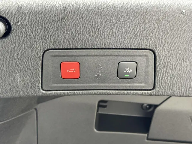 Peugeot 508 1.6 HYbrid 225 GT 2024 Hybride Benzine 8