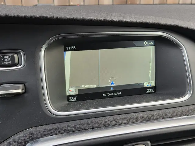 Volvo V40 1.6 D2 Kinetic Business Navigatie 2014 Diesel 13