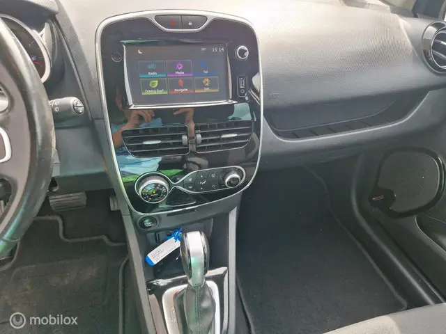 Renault Clio Estate 1.2 Dynamique 2016 Benzine 24