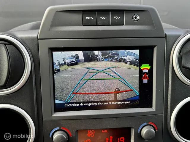 Citroën Berlingo combi 1.2 PureTech Feel 2016 Benzine 13