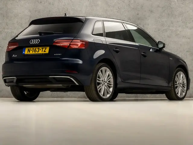 Audi A3 Sportback 1.4 e-tron Sport 2017 Hybride Benzine 5
