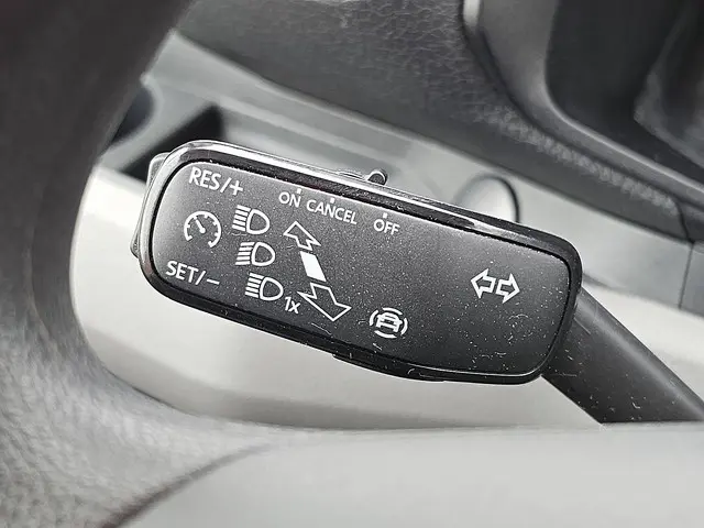 Volkswagen Crafter 2.0 2024 Diesel 12