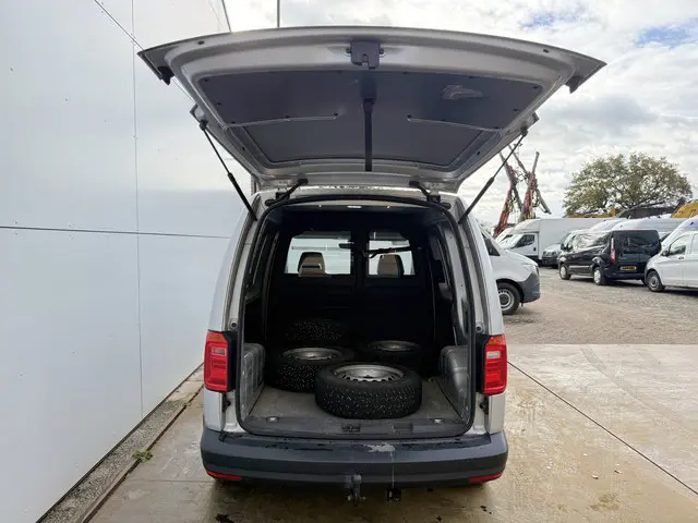 Volkswagen Caddy 1.4 TGI 2019 CNG 11