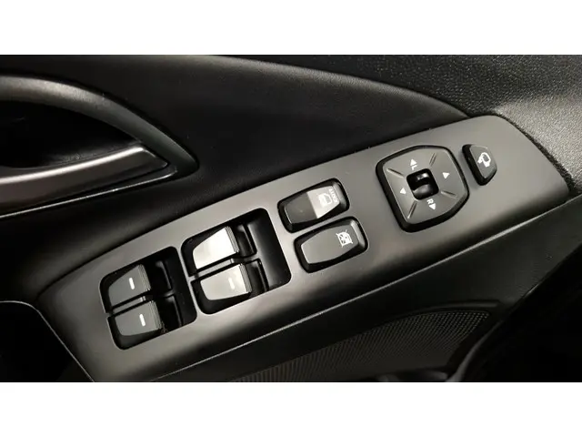 Hyundai ix35 1.6i GDI Go! 2014 Benzine 11