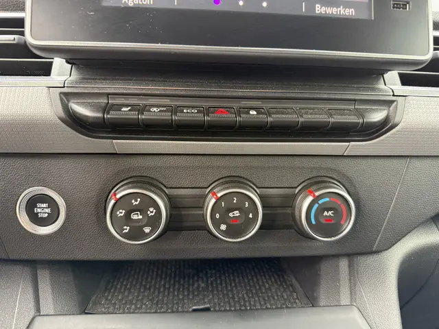 Nissan Townstar N-Connecta 1.3 130PK 2022 Benzine 23