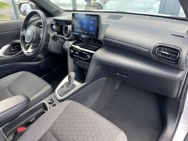Toyota Yaris Cross 1.5 Hybrid AWD 2022 Hybride Benzine 33