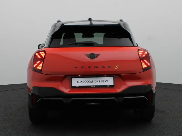 MINI Aceman John Cooper Works 2024 Elektrisch 5