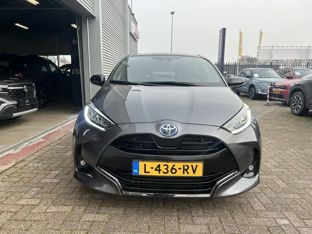 Toyota Yaris 1.5 Hybrid Executive 2021 Hybride Benzine 2