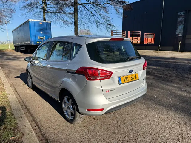 Ford B-MAX 2