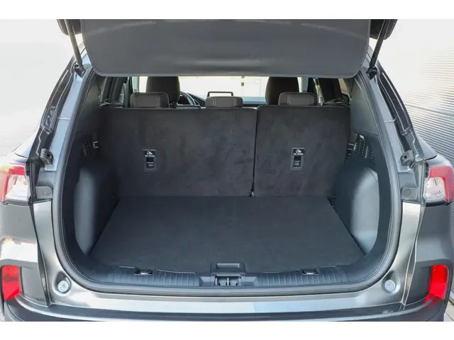 Ford Kuga 2.5 PHEV Titanium 2021 Hybride Benzine 13