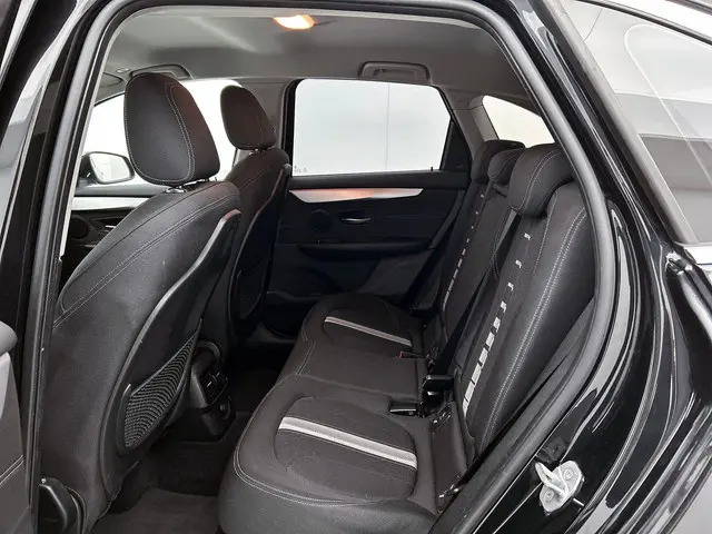 BMW 2 Serie Active Tourer 218i Executive 2017 Benzine 27