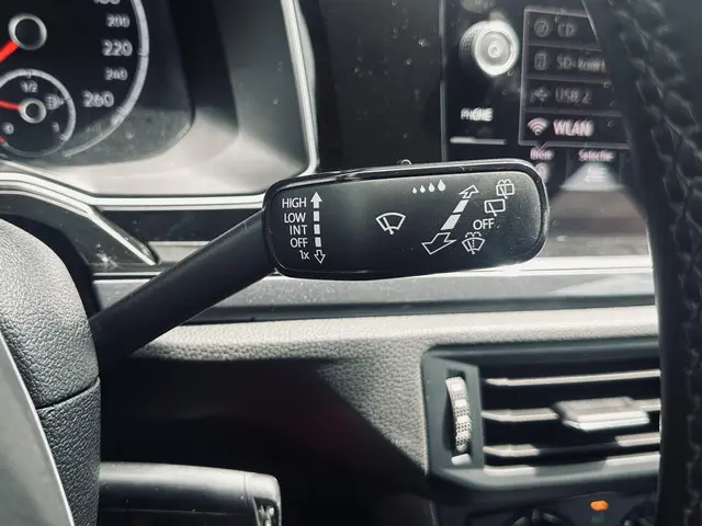 Volkswagen Polo 1.0 TSI Beats 2018 Benzine 16