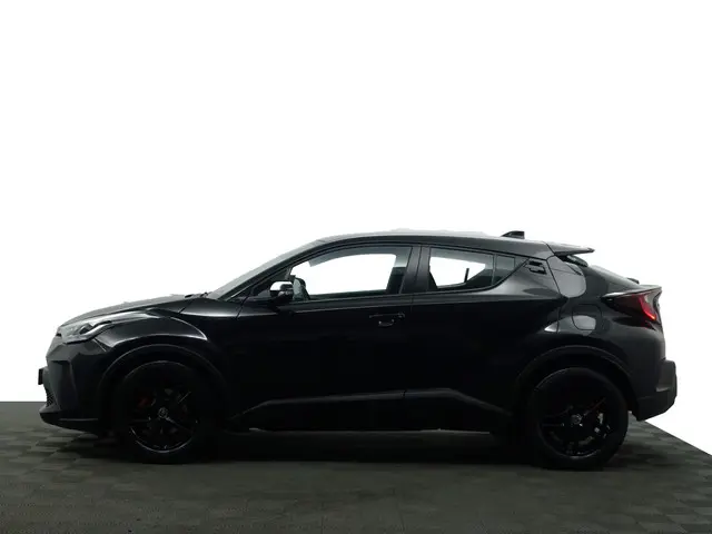 Toyota C-HR 1.8 Hybrid Active Aut- 2023 Hybride Benzine 26