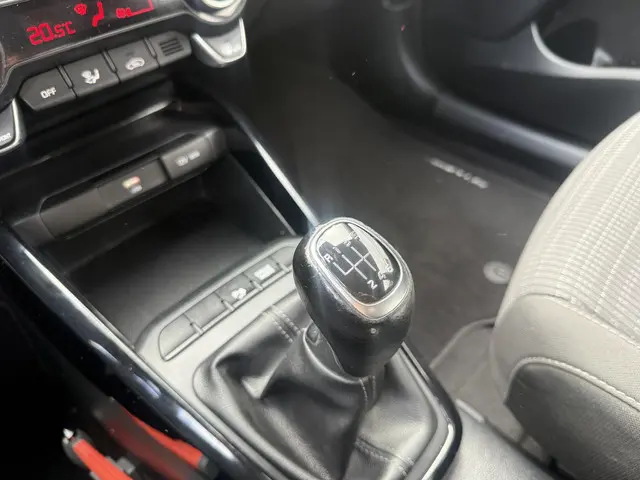 Kia Stonic 1.0 T-GDi MHEV DynamicLine 2021 Benzine 23