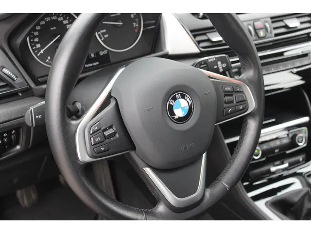 BMW 2 Serie Active Tourer 218i Executive 2014 Benzine 18