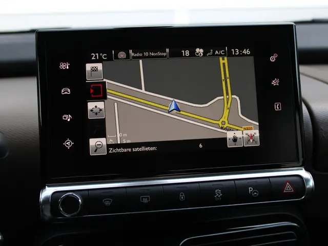 Citroën C4 Cactus 1.2 VTi Shine 2015 Benzine 17