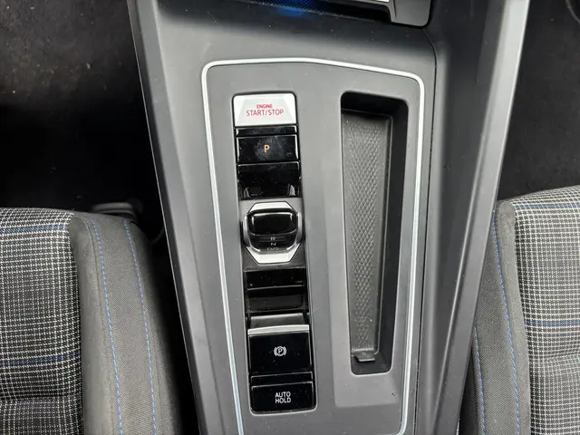 Volkswagen Golf 1.4 eHybrid GTE 2022 Hybride Benzine 27