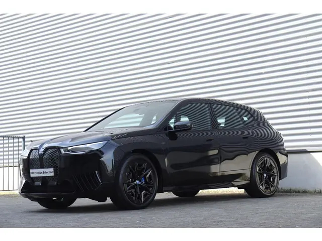 BMW iX M60 2023 Elektrisch 43