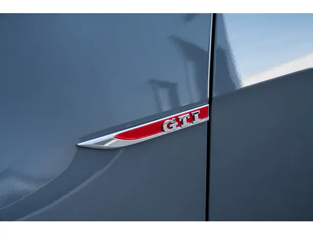 Volkswagen Golf 2.0 TSI GTI TCR 2019 Benzine 27