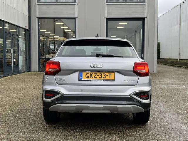 Audi Q2 30 TFSI Business Edition 2021 Benzine 19