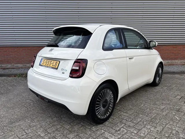 Fiat 500 Icon 24 kWh 2023 Elektrisch 3