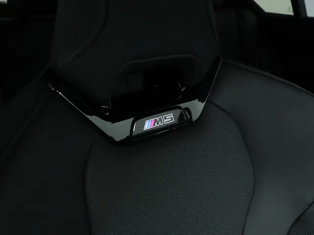 BMW M5 5-serie 2025 Hybride Benzine 42