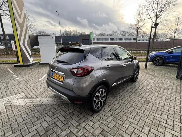 Renault Captur TCe 150 EDC Intens 2019 Benzine 6