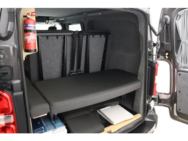 Opel Vivaro E-fixxter xxl 136pk 2022 Elektrisch 11