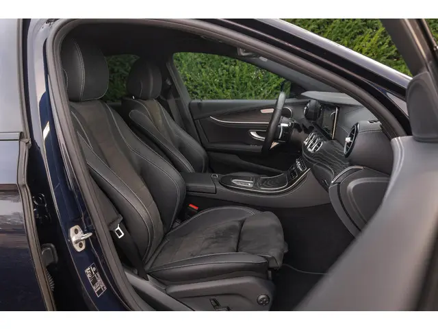 Mercedes-Benz E-Klasse 300 e AMG 2020 Hybride Benzine 9