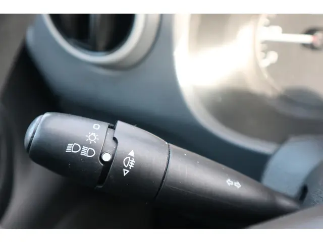 Citroën Berlingo 1.6 BlueHDI 75 Club 2018 Diesel 27