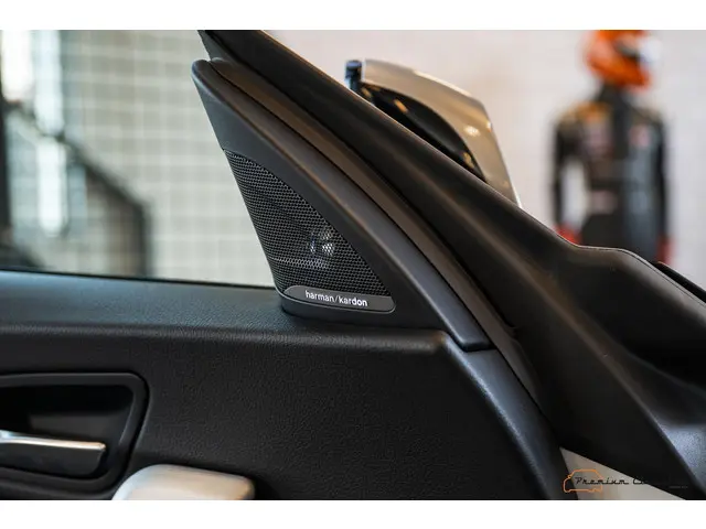 BMW 2 Serie Cabrio M235i Executive 2015 Benzine 29