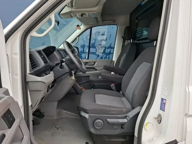 Volkswagen Crafter 35 2.0 TDI L3H3 Trendline 2018 Diesel 19