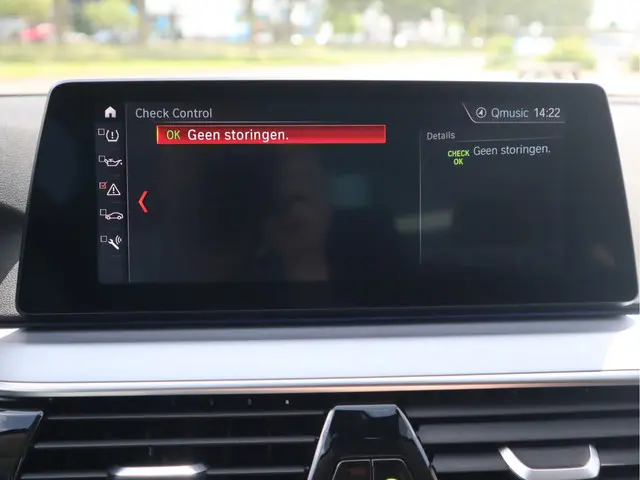 BMW 5 Serie 520i Executive 2018 Benzine 23