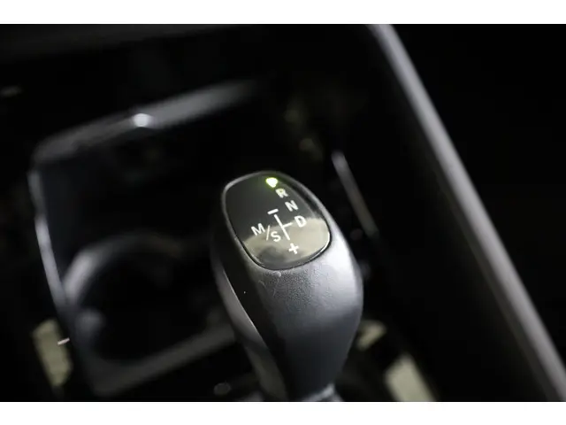 BMW X2 xDrive25e 2021 Hybride Benzine 21