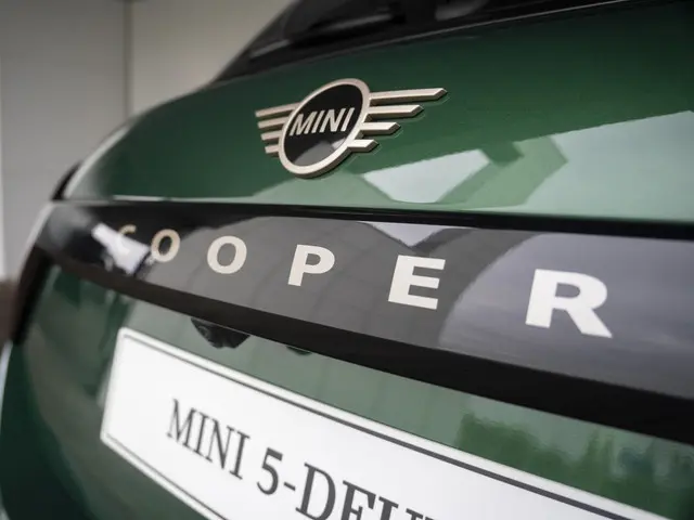 MINI 5-Deurs Cooper C 2026 Benzine 53