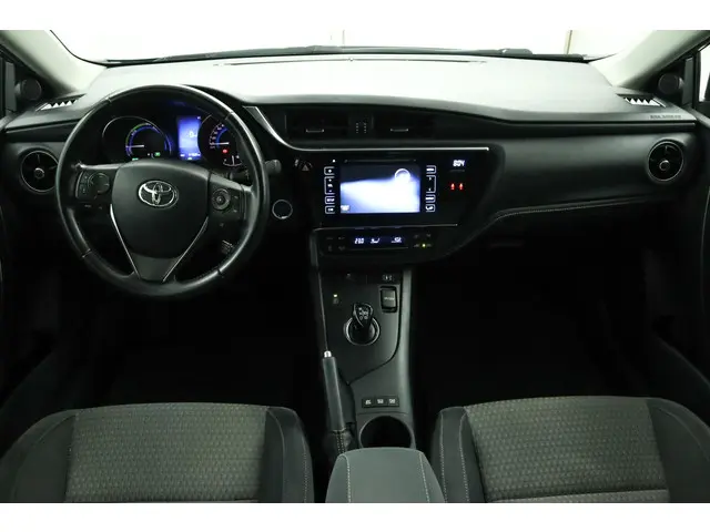 Toyota Auris 1.8 Hybrid Dynamic 2018 Hybride Benzine 4