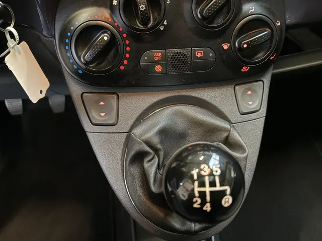 Fiat 500 1.0 TwinAir Lounge|Pano|Airco|LM 2013 Benzine 8