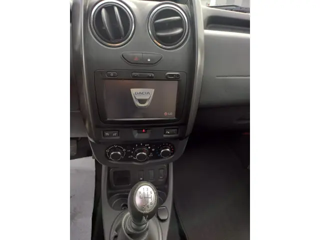 Dacia Duster 1.2 TCe 4x2 Prestige 2016 Benzine 17