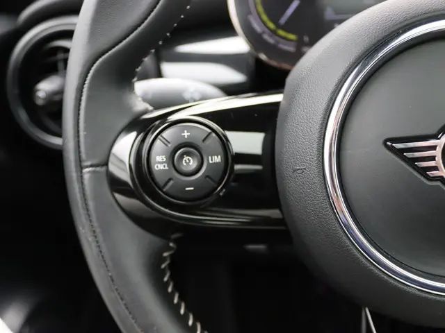 MINI Electric Yours 2020 Elektrisch 19