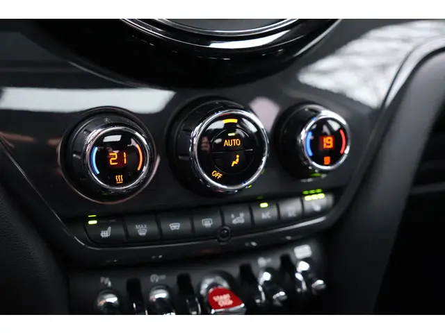 MINI Countryman Mini 1.5 Cooper ALL4 Chili 2019 Benzine 28