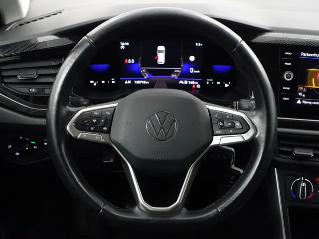 Volkswagen Polo 1.0 TSI Life- 2023 Benzine 16