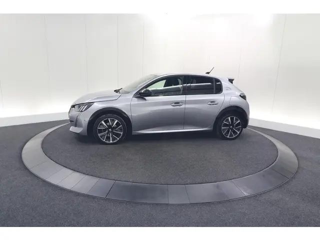 Peugeot 208 PureTech 131 EAT8 GT 2023 Benzine 72