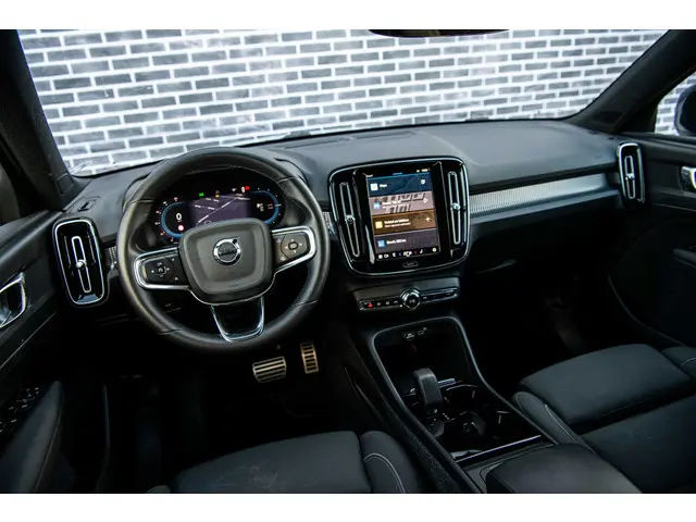 Volvo XC40 Recharge Core 2022 Elektrisch 11