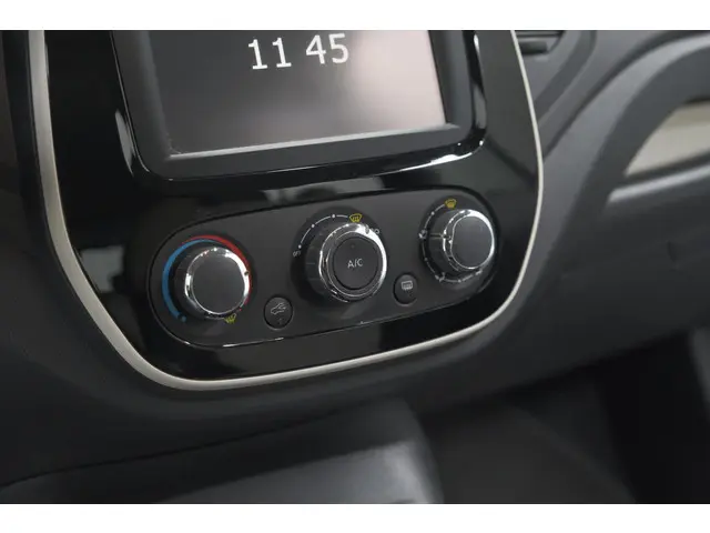 Renault Captur TCe 90 Bose 2018 Benzine 40