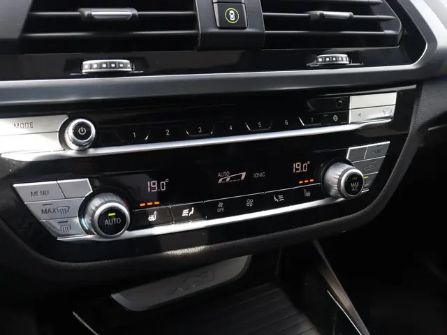 BMW X3 xDrive30e 2021 Hybride Benzine 20