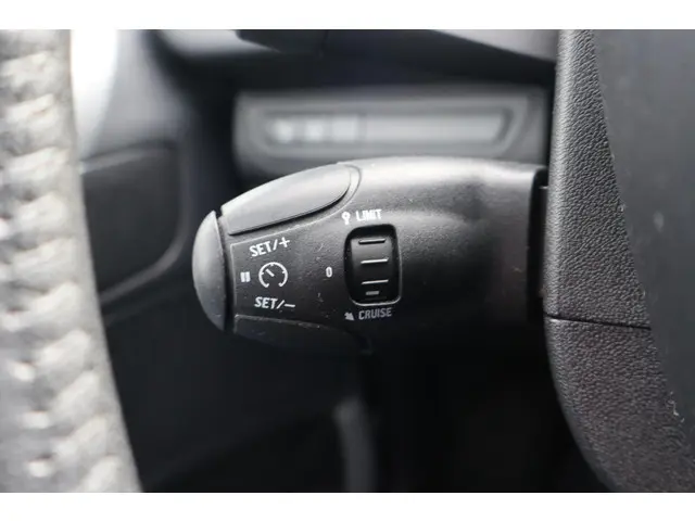 Peugeot 2008 1.2 PureTech Blue Lion 2016 Benzine 22