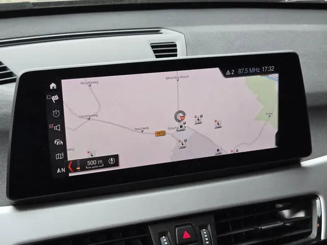 BMW X1 xDrive25e eDrive Edition 2021 Hybride Benzine 16