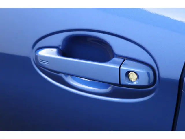 Toyota Yaris 1.5 Hybrid Design 2018 Hybride Benzine 38